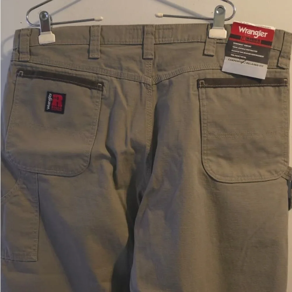Wrangler sturdy riggs